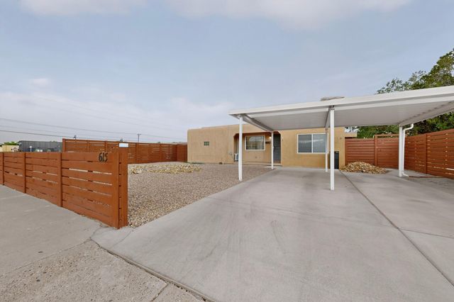 615 Quincy Street NE A & B, Albuquerque, NM 87110