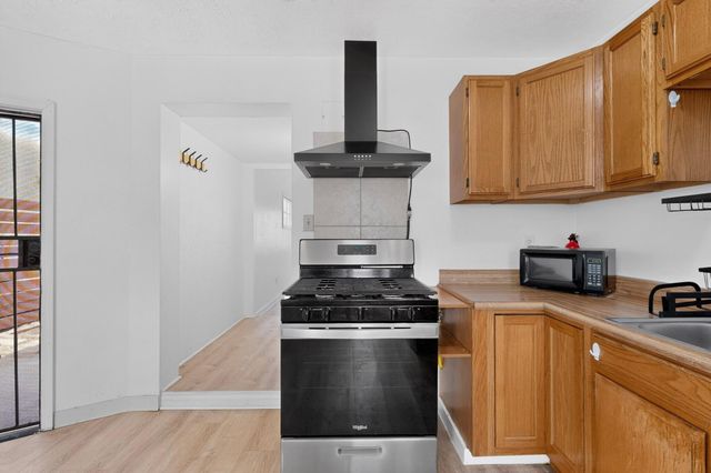615 Quincy Street NE A & B, Albuquerque, NM 87110