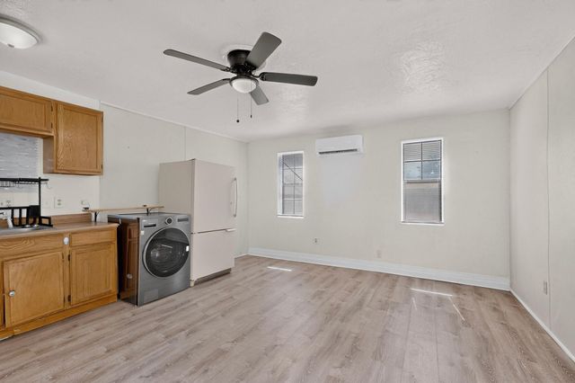 615 Quincy Street NE A & B, Albuquerque, NM 87110