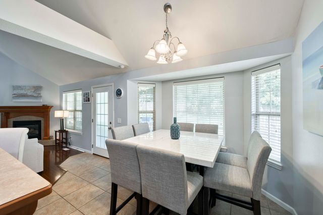 5685 S Fox Hollow Avenue, Springfield, MO 65810