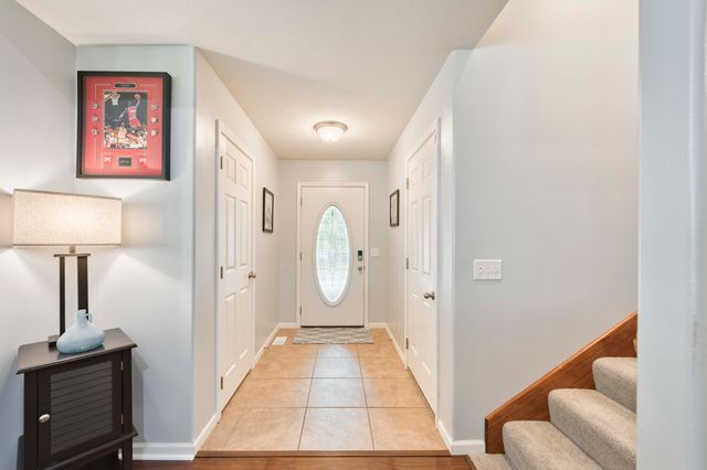 5685 S Fox Hollow Avenue, Springfield, MO 65810