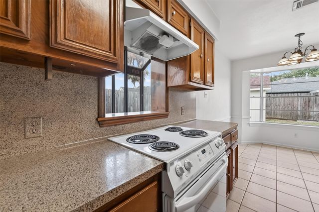 2709 Lee Circle, Rosenberg, TX 77471