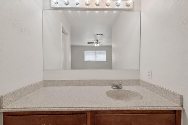 2709 Lee Circle, Rosenberg, TX 77471