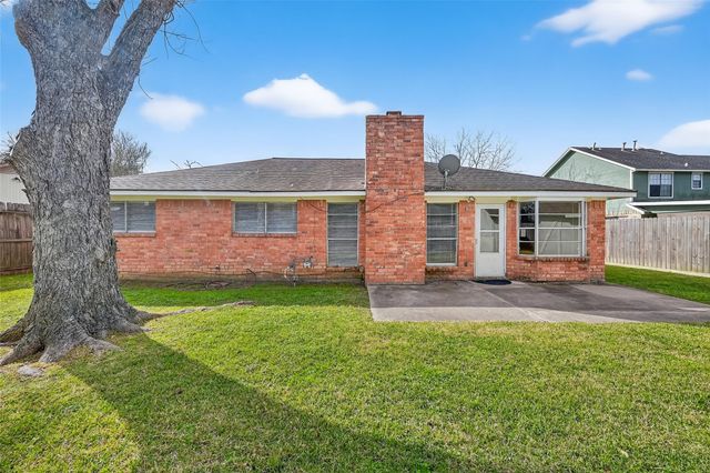 2709 Lee Circle, Rosenberg, TX 77471