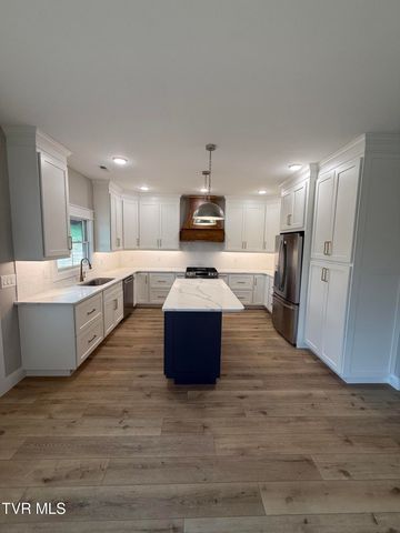 304 Monroe Drive, Bristol, TN 37620