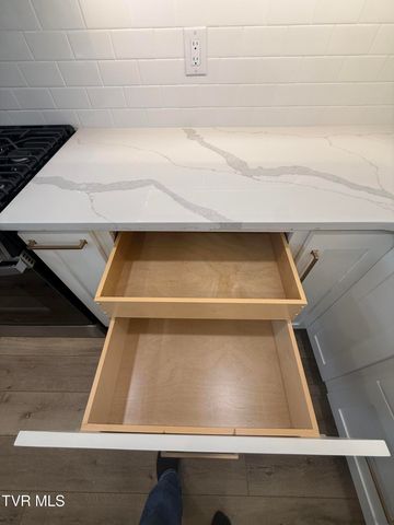 304 Monroe Drive, Bristol, TN 37620