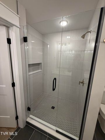 304 Monroe Drive, Bristol, TN 37620