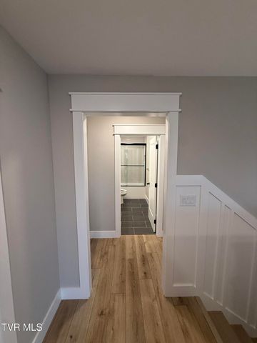 304 Monroe Drive, Bristol, TN 37620