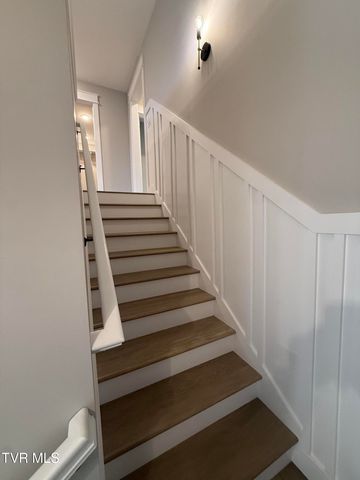 304 Monroe Drive, Bristol, TN 37620