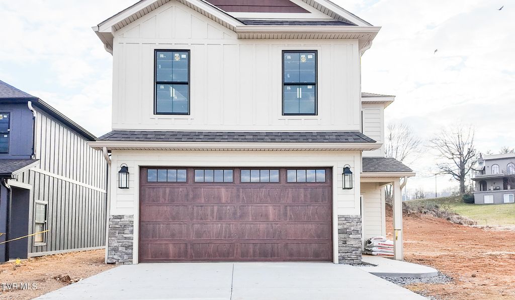 304 Monroe Drive, Bristol, TN 37620