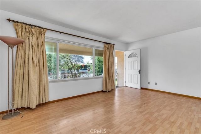 4129 W 134th Front, Hawthorne, CA 90250