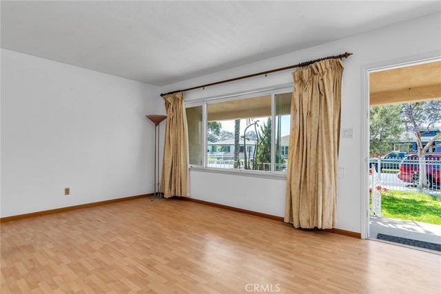 4129 W 134th Front, Hawthorne, CA 90250