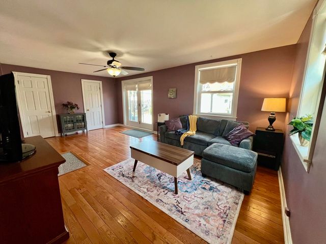 1711 N 73rd Ct Court, Elmwood Park, IL 60707