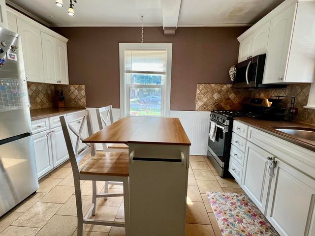 1711 N 73rd Ct Court, Elmwood Park, IL 60707
