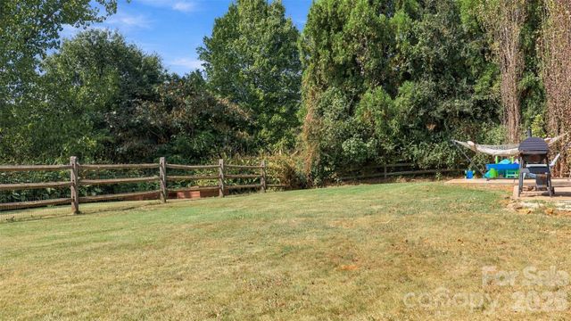 915 Rocky Meadows Lane, Concord, NC 28025