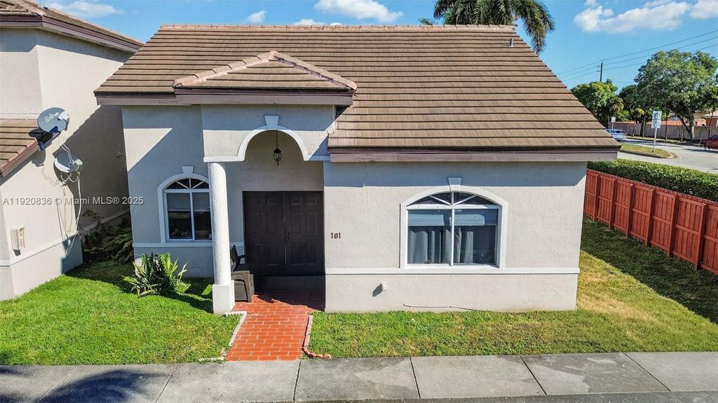 18615 NW 84th Court 101-1, Hialeah, FL 33015