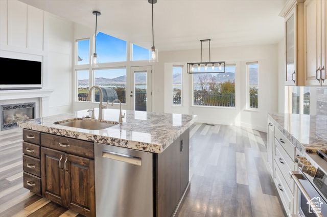 2262 S MAVERICK RD, Saratoga Springs, UT 84045