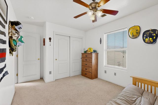 4736 Spanish Sun Avenue NE, Albuquerque, NM 87110