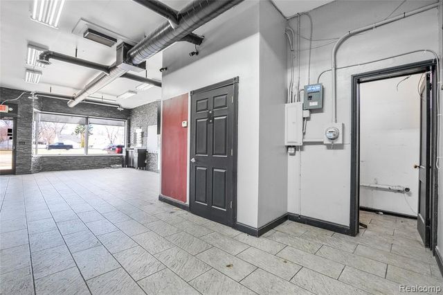 2028 N Telegraph Road, Dearborn, MI 48128