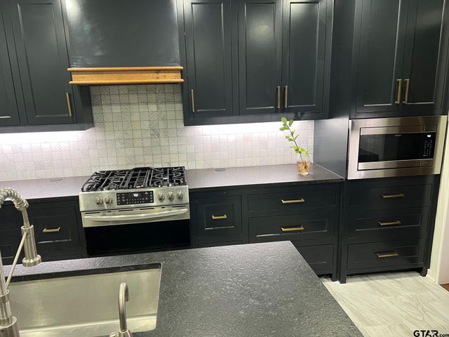 4119 Birdwell Drive, Tyler, TX 75703