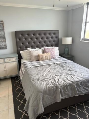 9273 Collins Ave 407, Surfside, FL 33154