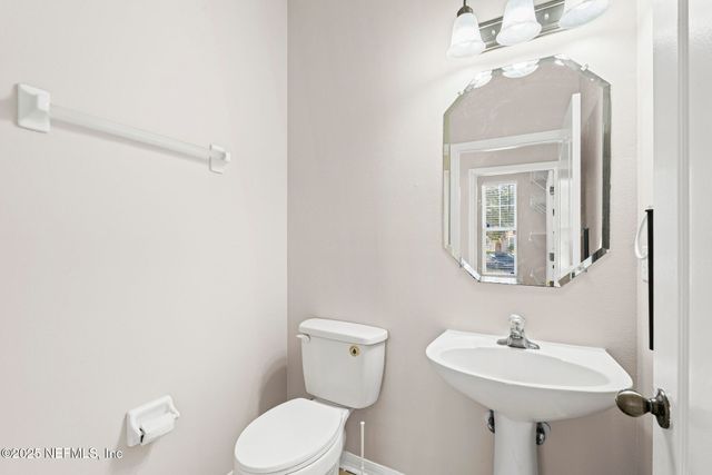 402 HEARTHSIDE Court, Orange Park, FL 32065