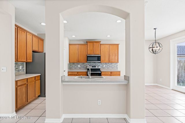 402 HEARTHSIDE Court, Orange Park, FL 32065