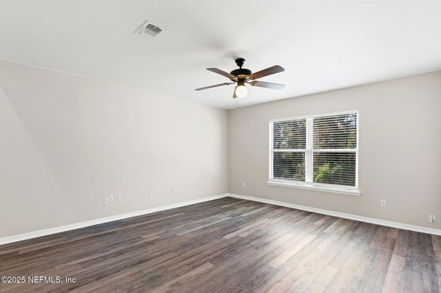 402 HEARTHSIDE Court, Orange Park, FL 32065