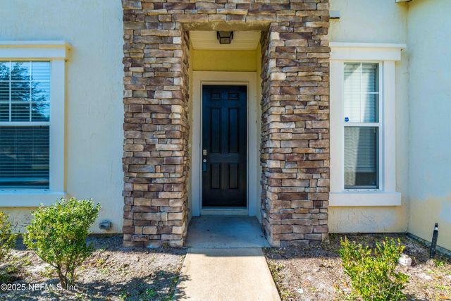 402 HEARTHSIDE Court, Orange Park, FL 32065