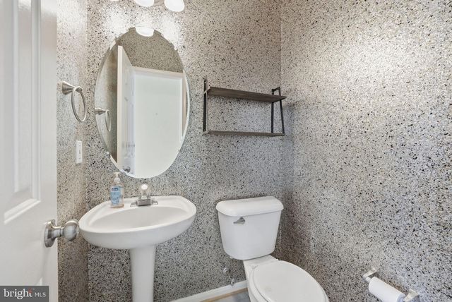 3605 12TH ST S, Arlington, VA 22204