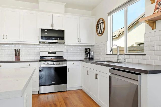 2409 Tulip Dr, Perris, CA 92570