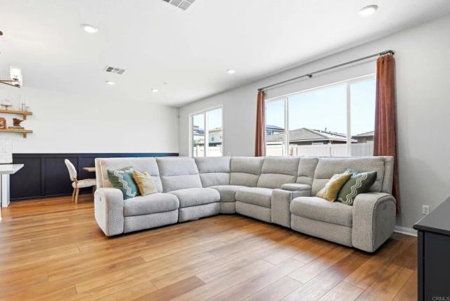 2409 Tulip Dr, Perris, CA 92570