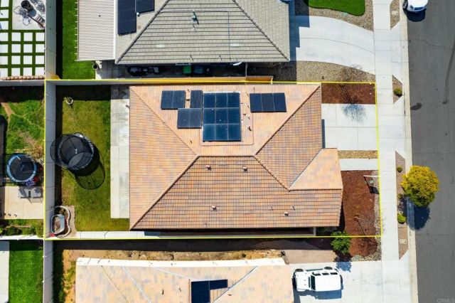 2409 Tulip Dr, Perris, CA 92570