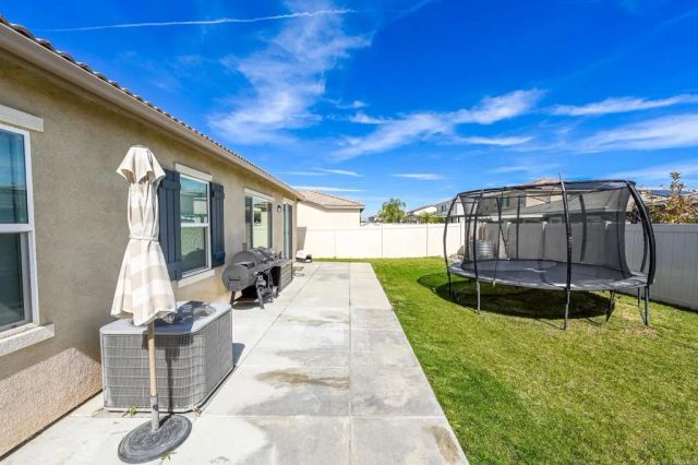 2409 Tulip Dr, Perris, CA 92570