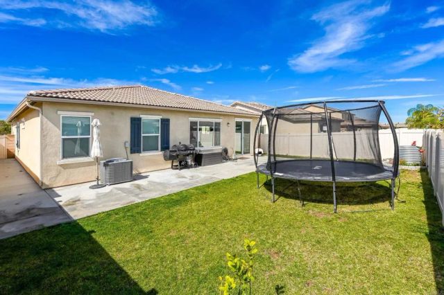 2409 Tulip Dr, Perris, CA 92570