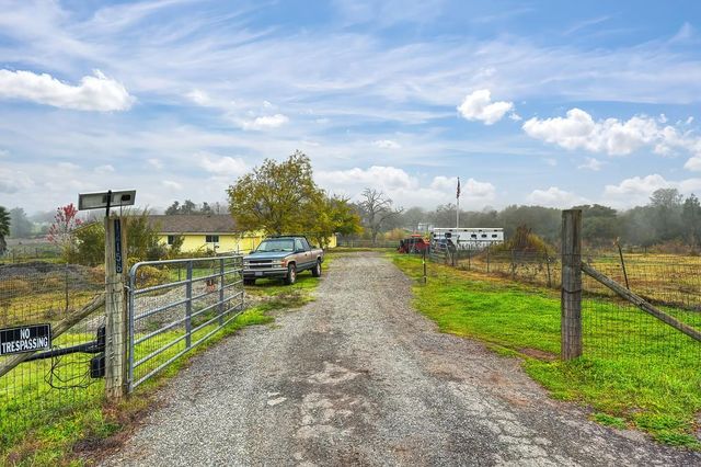 12156 Scott Grant Rd, Marysville, CA 95901