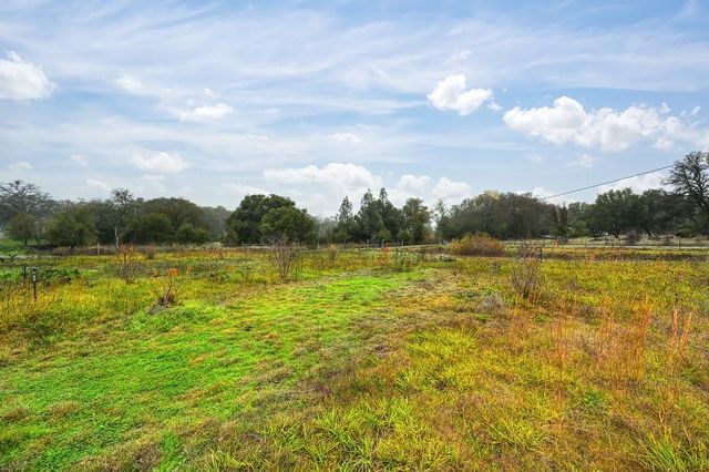 12156 Scott Grant Rd, Marysville, CA 95901