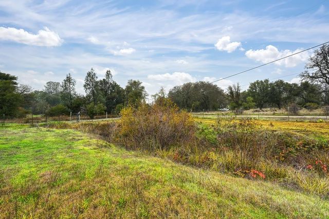 12156 Scott Grant Rd, Marysville, CA 95901