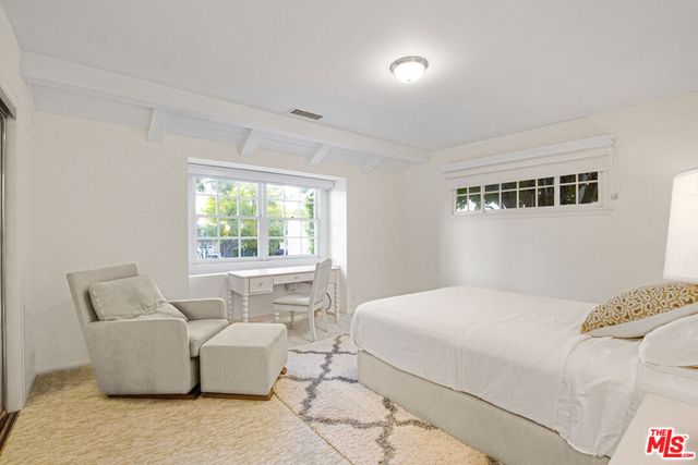 3690 Crownridge Drive, Sherman Oaks, CA 91403