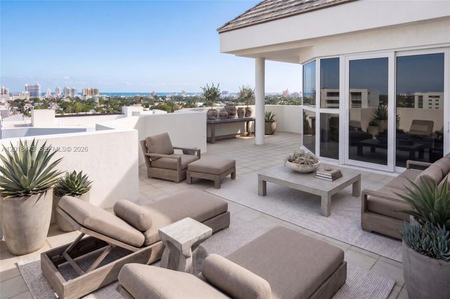 1621 Bay Rd PH1, Miami Beach, FL 33139