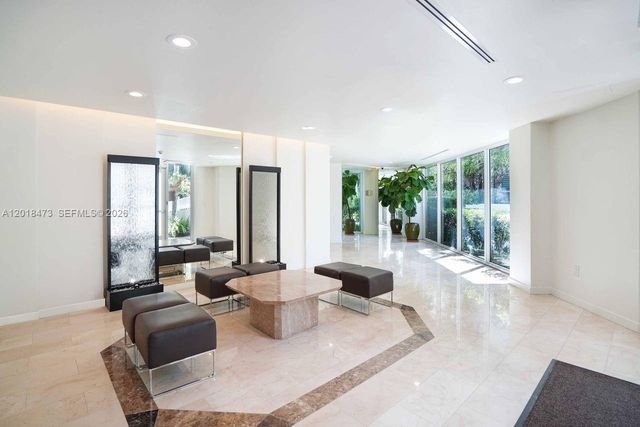1621 Bay Rd PH1, Miami Beach, FL 33139
