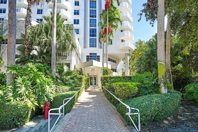 1621 Bay Rd PH1, Miami Beach, FL 33139