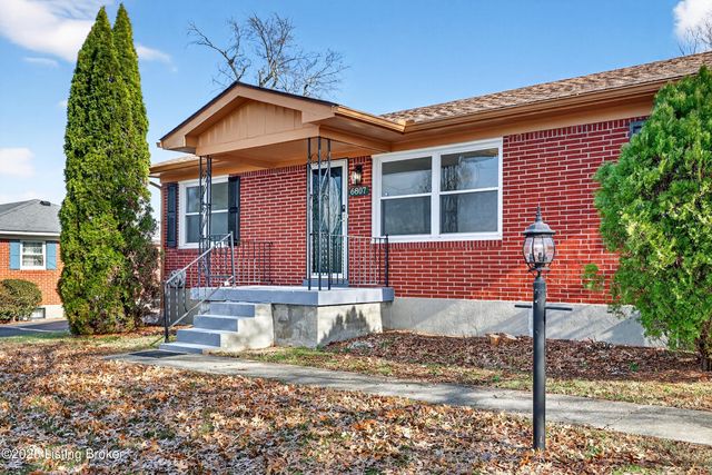 6807 Rock Forest Dr, Louisville, KY 40219