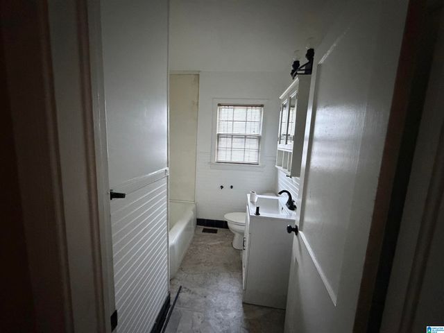 1421 42ND STREET, Birmingham, AL 35208