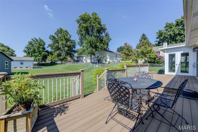 3017 Valley Vista Drive, St Peters, MO 63376