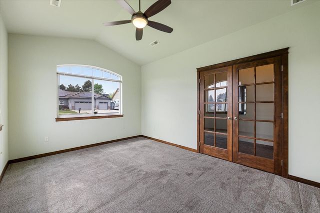 7604 N E St, Spokane, WA 99208
