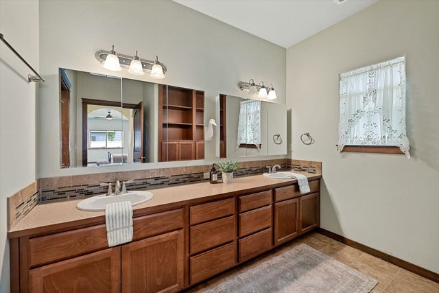 7604 N E St, Spokane, WA 99208