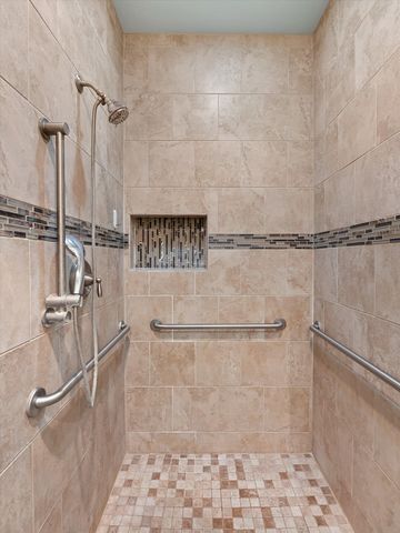 7604 N E St, Spokane, WA 99208