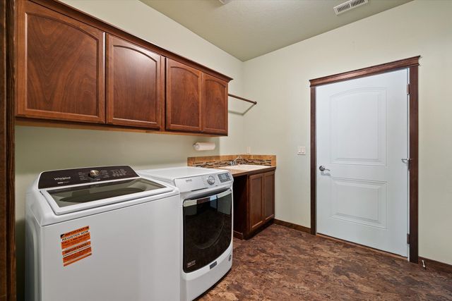 7604 N E St, Spokane, WA 99208