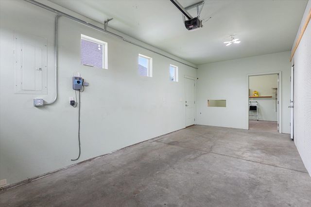 7604 N E St, Spokane, WA 99208